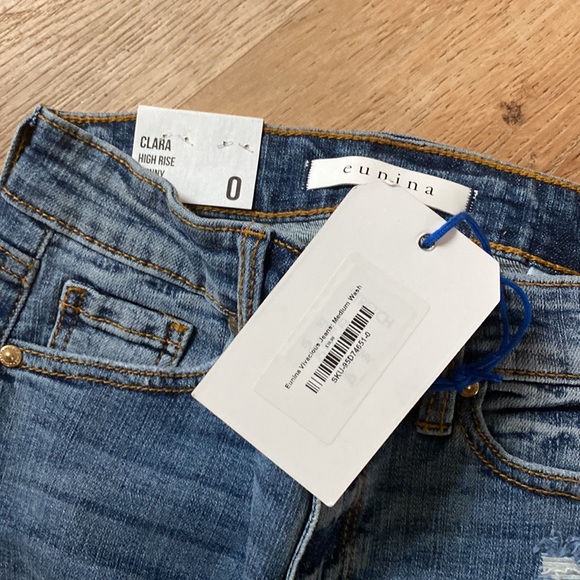 eunina Ankle & Cropped - Picture 2 of 5